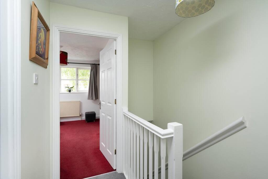 Victoria Park 2 Bedroom House W/ Garden & Parking London Exterior foto