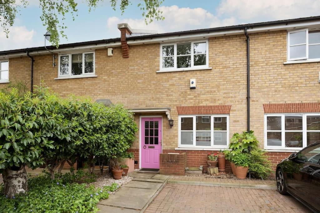 Victoria Park 2 Bedroom House W/ Garden & Parking London Exterior foto
